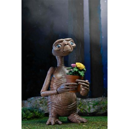 E.T. The Extra-Terrestrial 40 Anniversary E.T Ultimate figure 12cm - Image 2