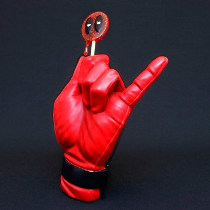 Statue Marvel Deadpool Heroic Hands 26cm - Image 4