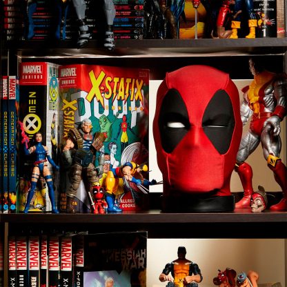 Marvel Legends English Interactive Electronic Deadpool's Head - Image 4