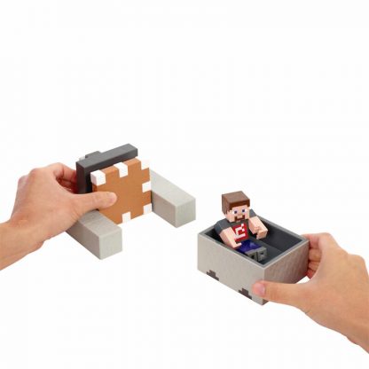 Minecraft Explosive Wagon Steve figure - Image 3