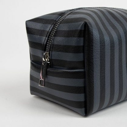Wednesday vanity case - Image 3